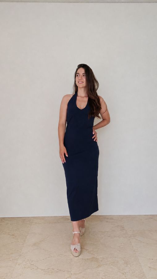 Vestido cuello halter.